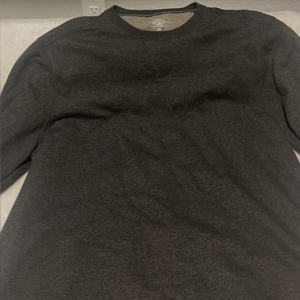 G.H. Bass & Co. Dark Gray Crewneck Sweater